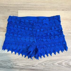 EXPRESS Blue Mid Rise Crochet Floral 100% Cotton Shorts - Size XS